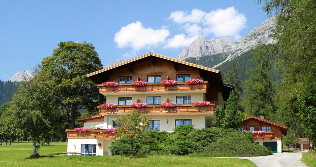 Alpenperle Hotel Ramsau am Dachstein Exterior photo